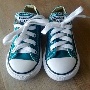 Converse Size 6 Child Green Shoes